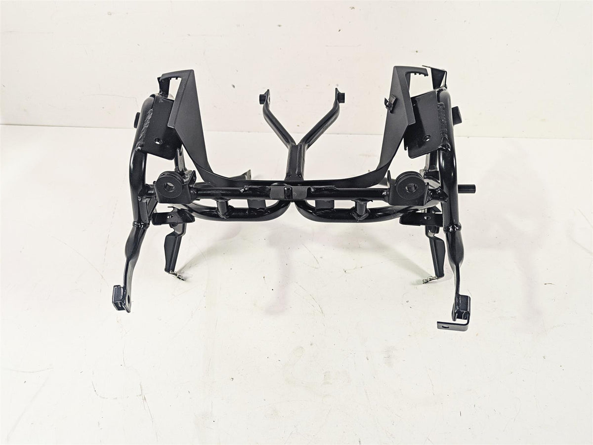 2010 BMW R1200GS K25 Front Fairing Bracket Stay Mount 46637701558 {{ shop.shopifyCountryName }} - Mototech271