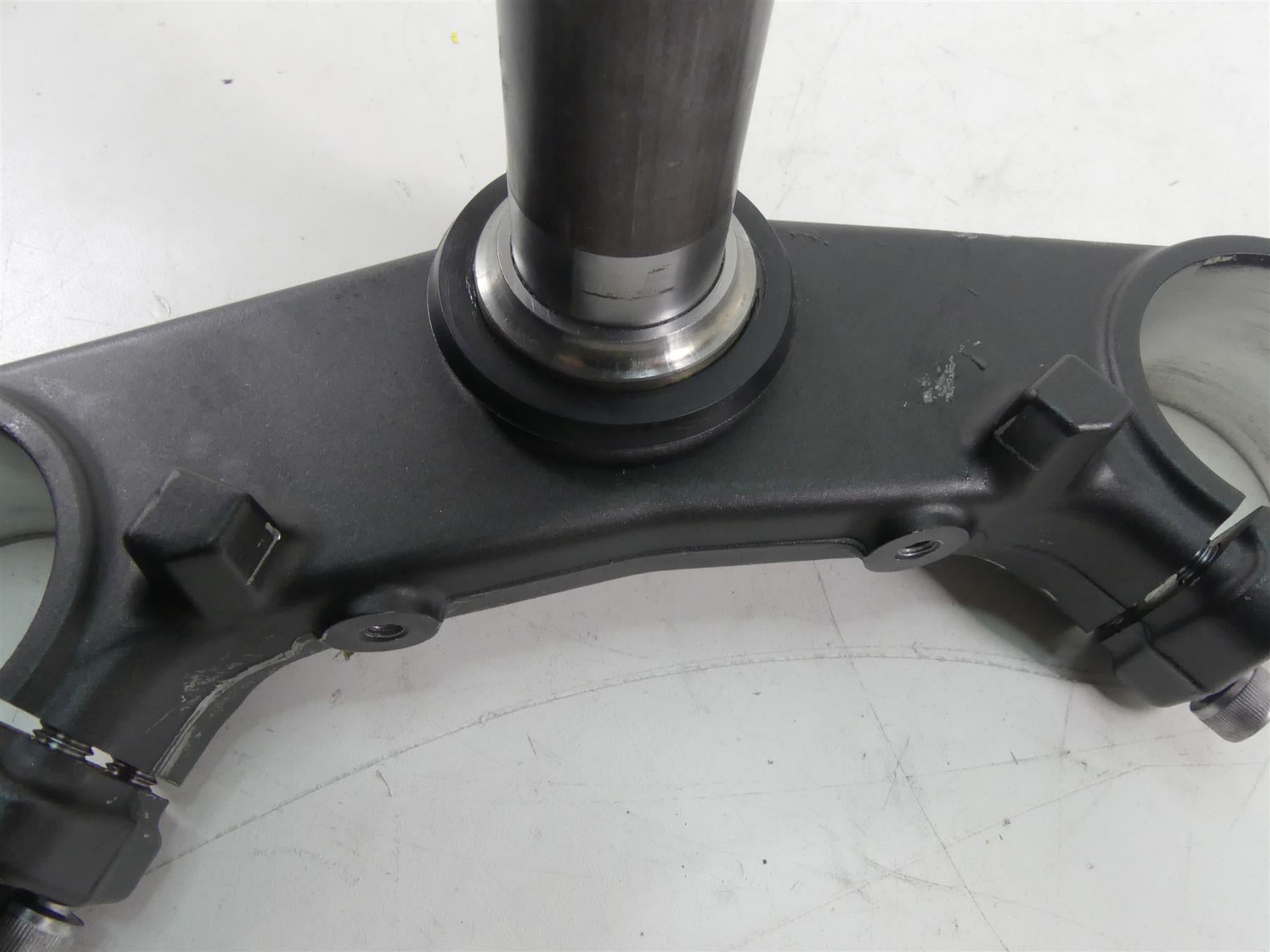 2015 Yamaha MT09 FZ09 Lower Triple Tree Steering Clamp 52mm 1RC-23340-11-00 {{ shop.shopifyCountryName }} - Mototech271
