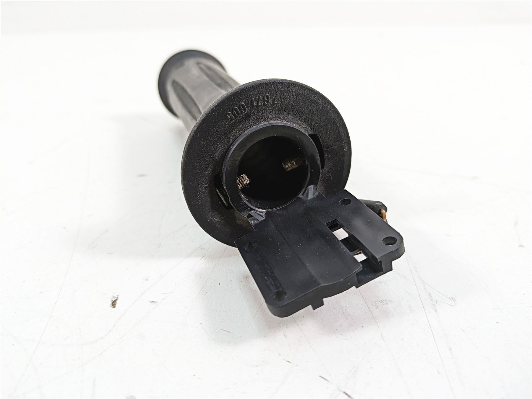 2007 BMW R1200GS K255 Adv Heated Hand Grips Throttle Cable Set 61317727067 {{ shop.shopifyCountryName }} - Mototech271