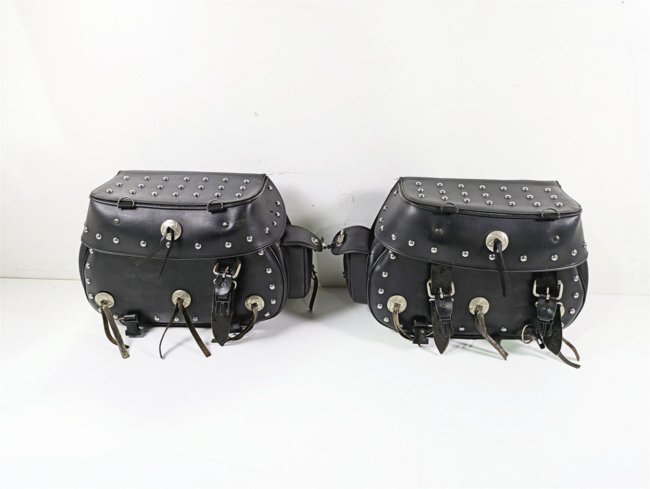 2002 Indian Spirit Deluxe Studded Leather Saddlebag & Mount & Keys Set READ {{ shop.shopifyCountryName }} - Mototech271