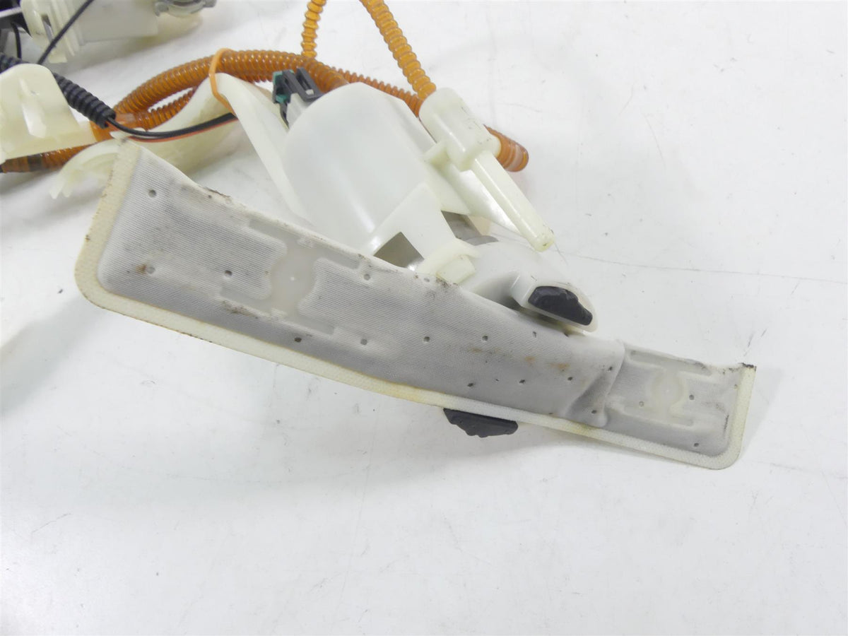 2014 Harley Touring FLHXS Street Glide Sp Fuel Petrol Pump - For Parts 62908-08 {{ shop.shopifyCountryName }} - Mototech271