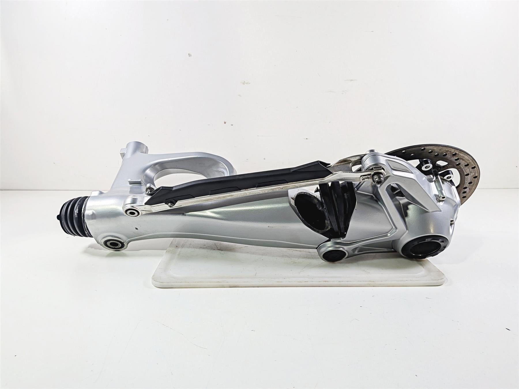 2016 BMW R1200RT RT RTW K52 Differential Swingarm Driveshaft 33748544980 {{ shop.shopifyCountryName }} - Mototech271