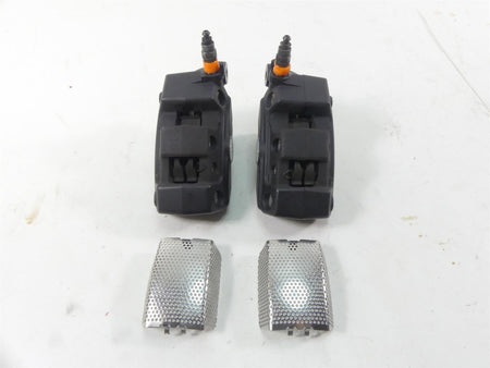 2010 Harley Touring FLHX Street Glide Front Brake Caliper Set 43027-08 44023-08 {{ shop.shopifyCountryName }} - Mototech271