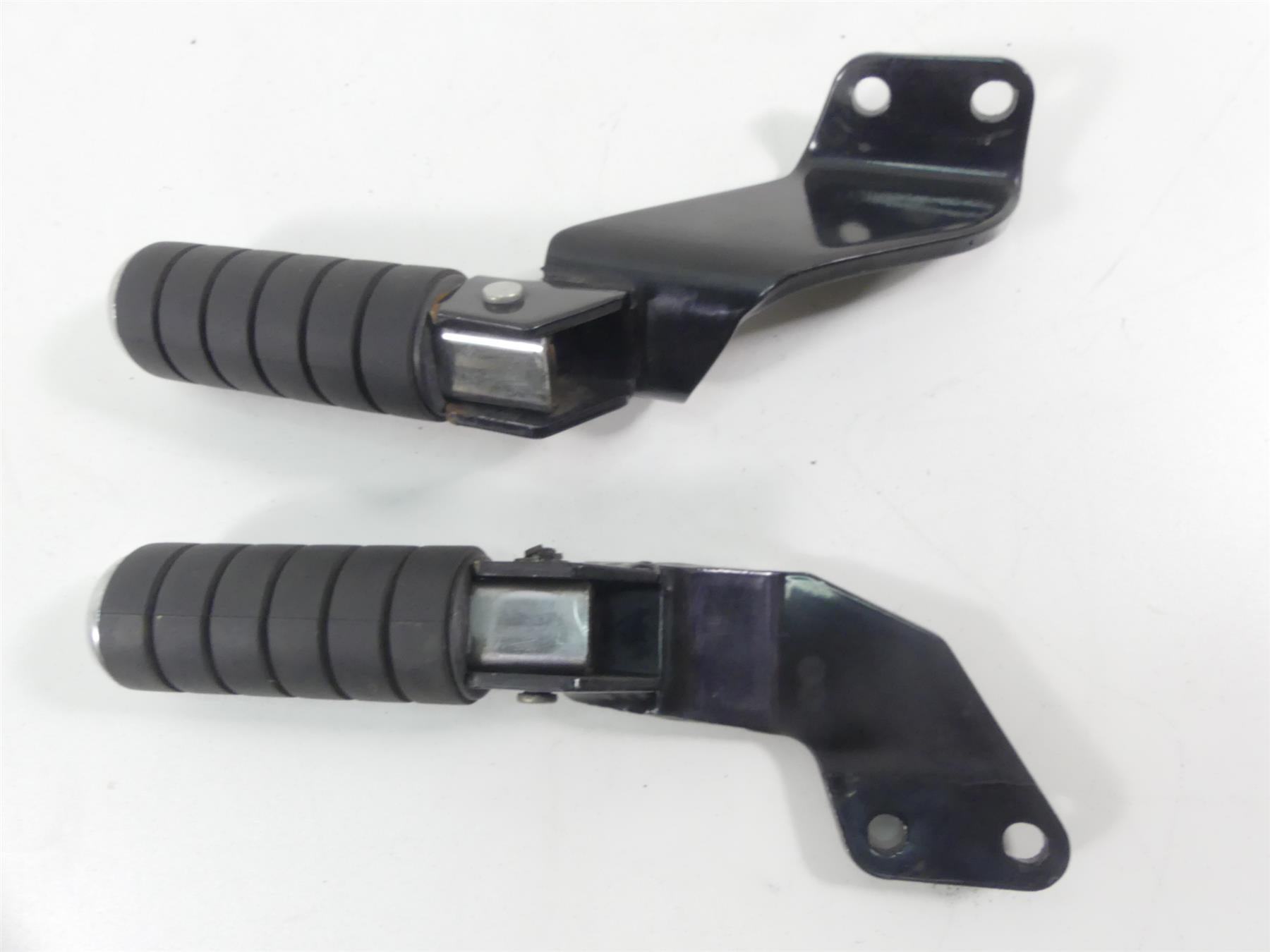 2007 Honda VTX1800 T1 Rear Passenger Footpeg Set 50680-MCV-000 50685-MCV-000 {{ shop.shopifyCountryName }} - Mototech271