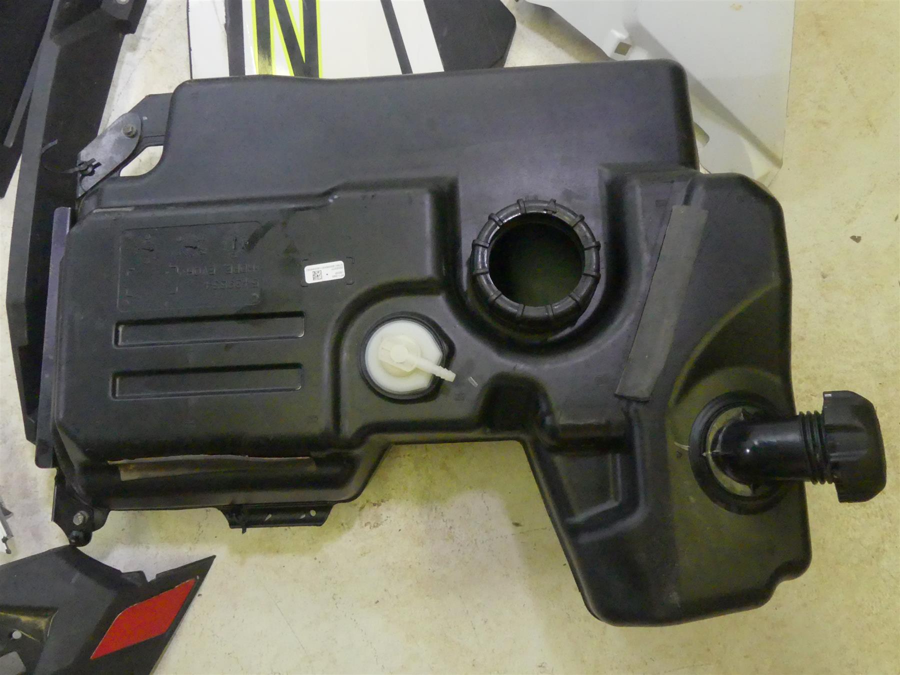 2021 Polaris RZR1000 XP EPS Oem Plastics Covers Fairings Fuel Tank Set {{ shop.shopifyCountryName }} - Mototech271