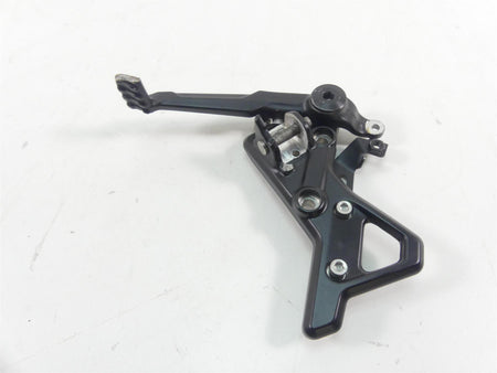 2022 Indian FTR1200 S Right Foot Peg Mount & Brake Pedal Set 5143344 3515138 {{ shop.shopifyCountryName }} - Mototech271