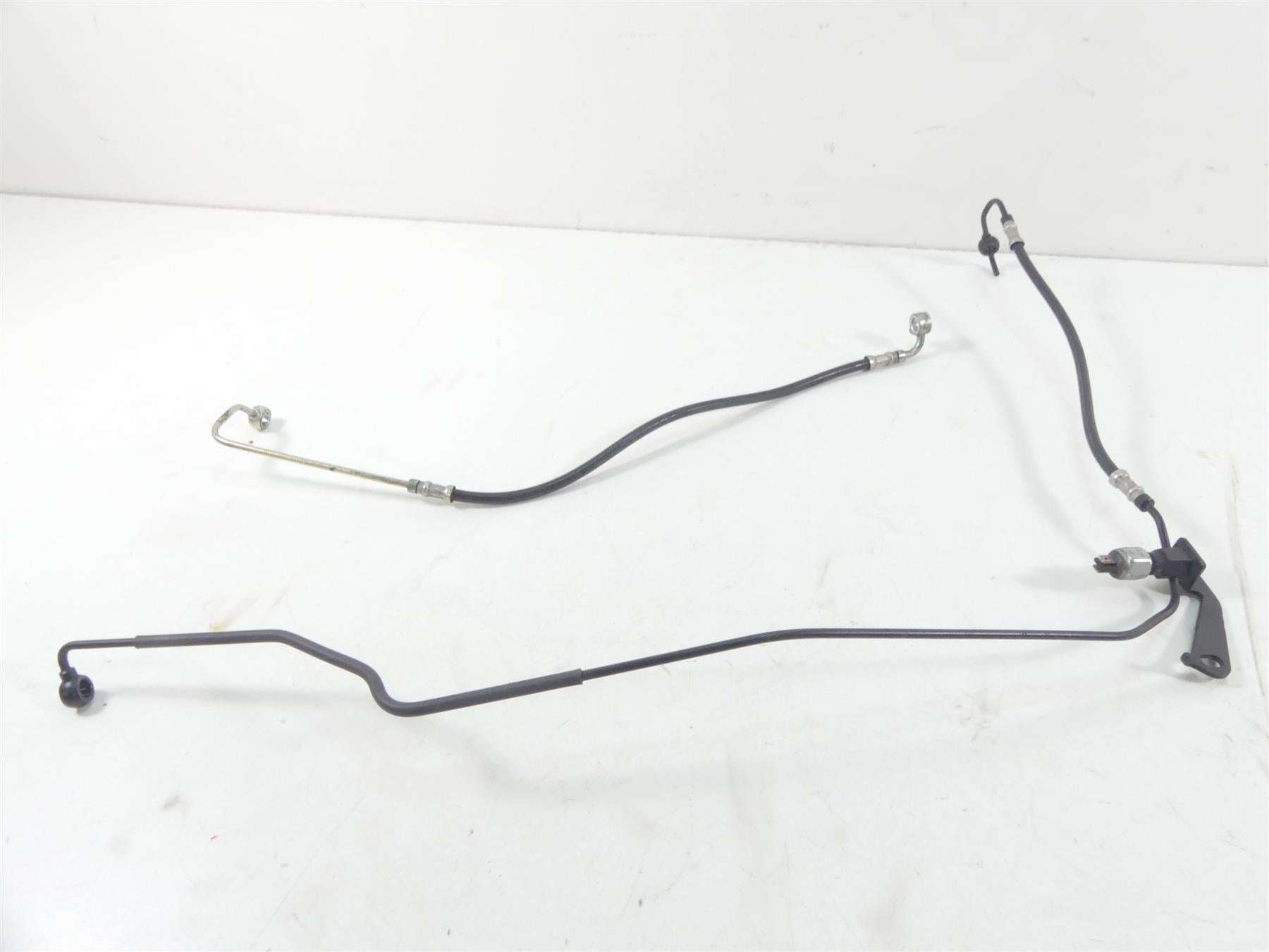 2010 Harley Touring FLHX Street Glide Rear Abs Brake Line Set 40611-09 40610-09 {{ shop.shopifyCountryName }} - Mototech271