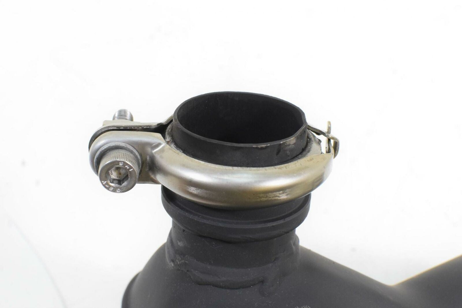 2018 KTM RC390 RC 390 Duke Exhaust Combustion Chamber Premuffler 93505050000 {{ shop.shopifyCountryName }} - Mototech271
