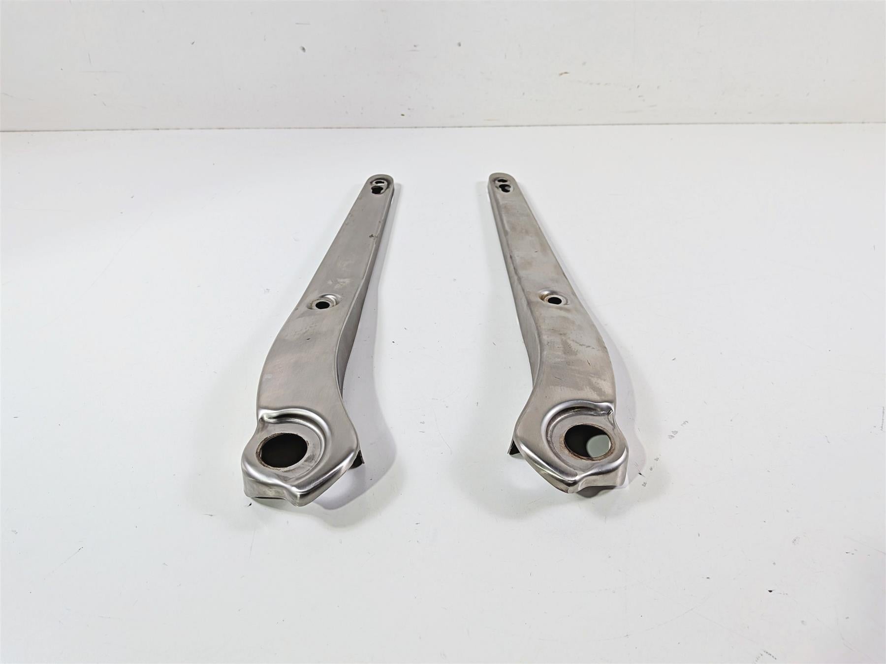 2007 Harley Dyna FXDB Street Bob Rear Fender Struts Covers 60223-07 60220-07 {{ shop.shopifyCountryName }} - Mototech271
