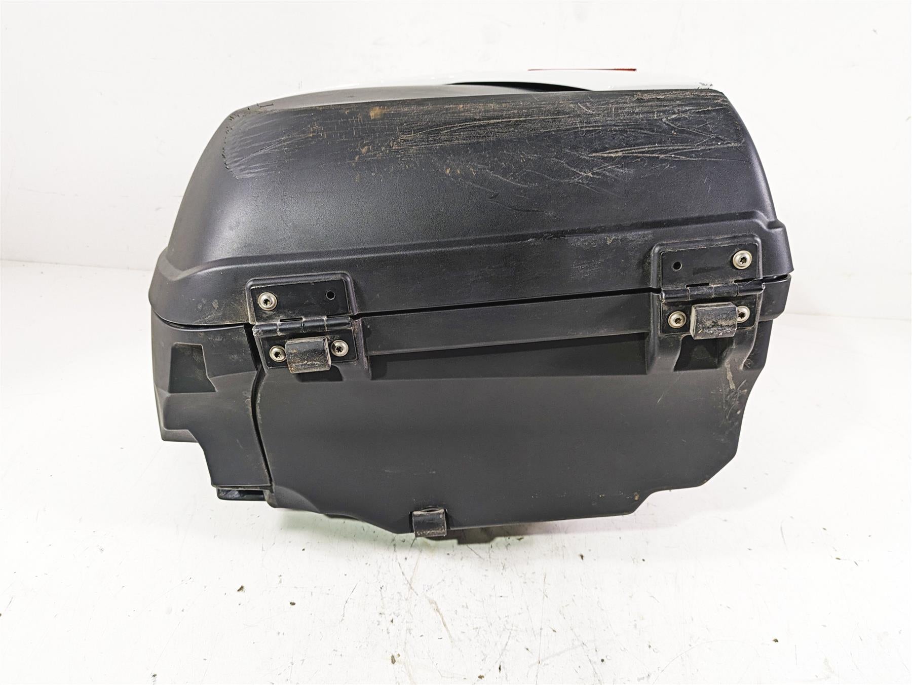 2022 BMW R1250 RT K052 Left Saddlebag Saddle Bag Case 46547728663 {{ shop.shopifyCountryName }} - Mototech271