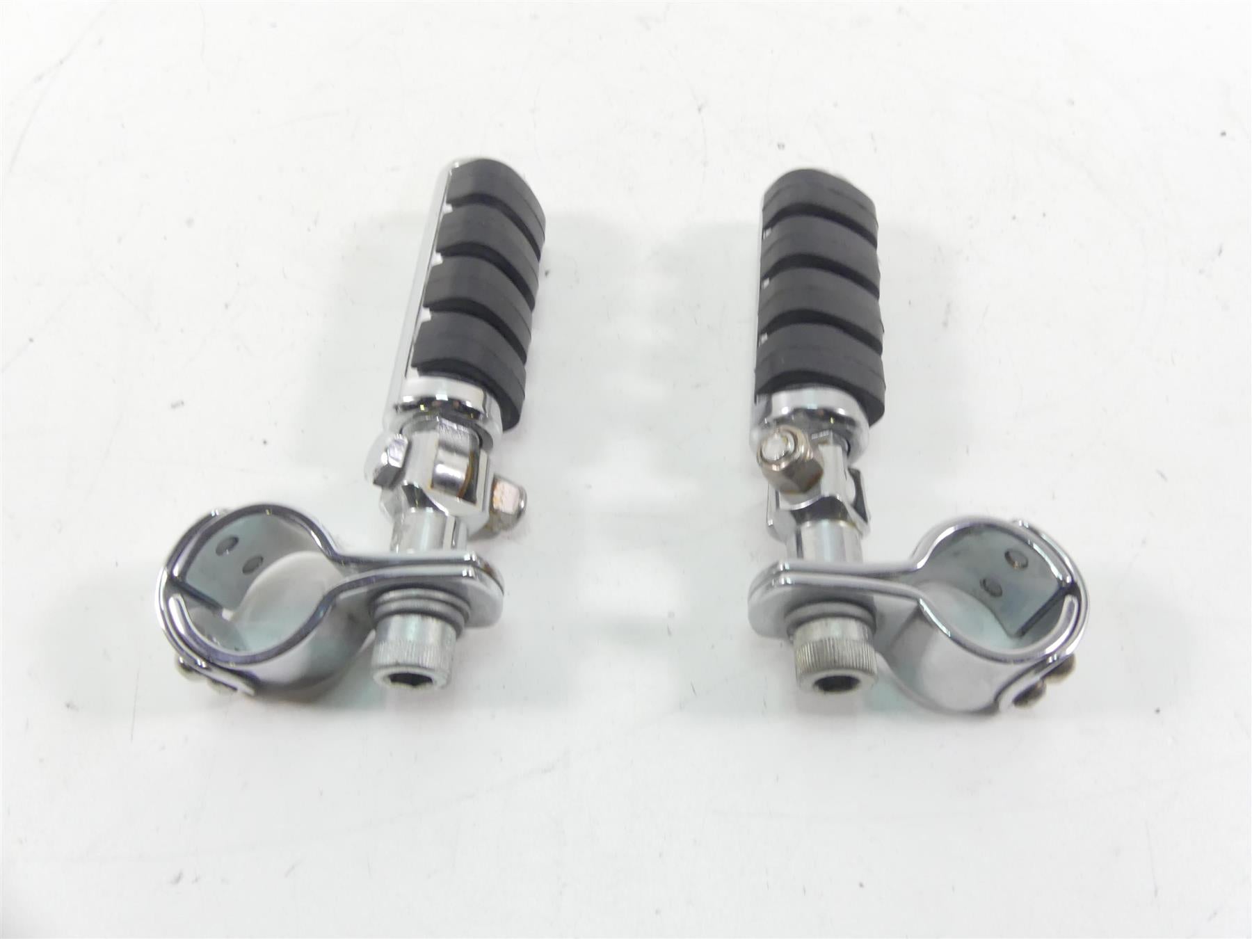 1999 Harley Touring FLHTCUI Electra Glide Kuryakyn Highway Foot Peg Set 7964 {{ shop.shopifyCountryName }} - Mototech271