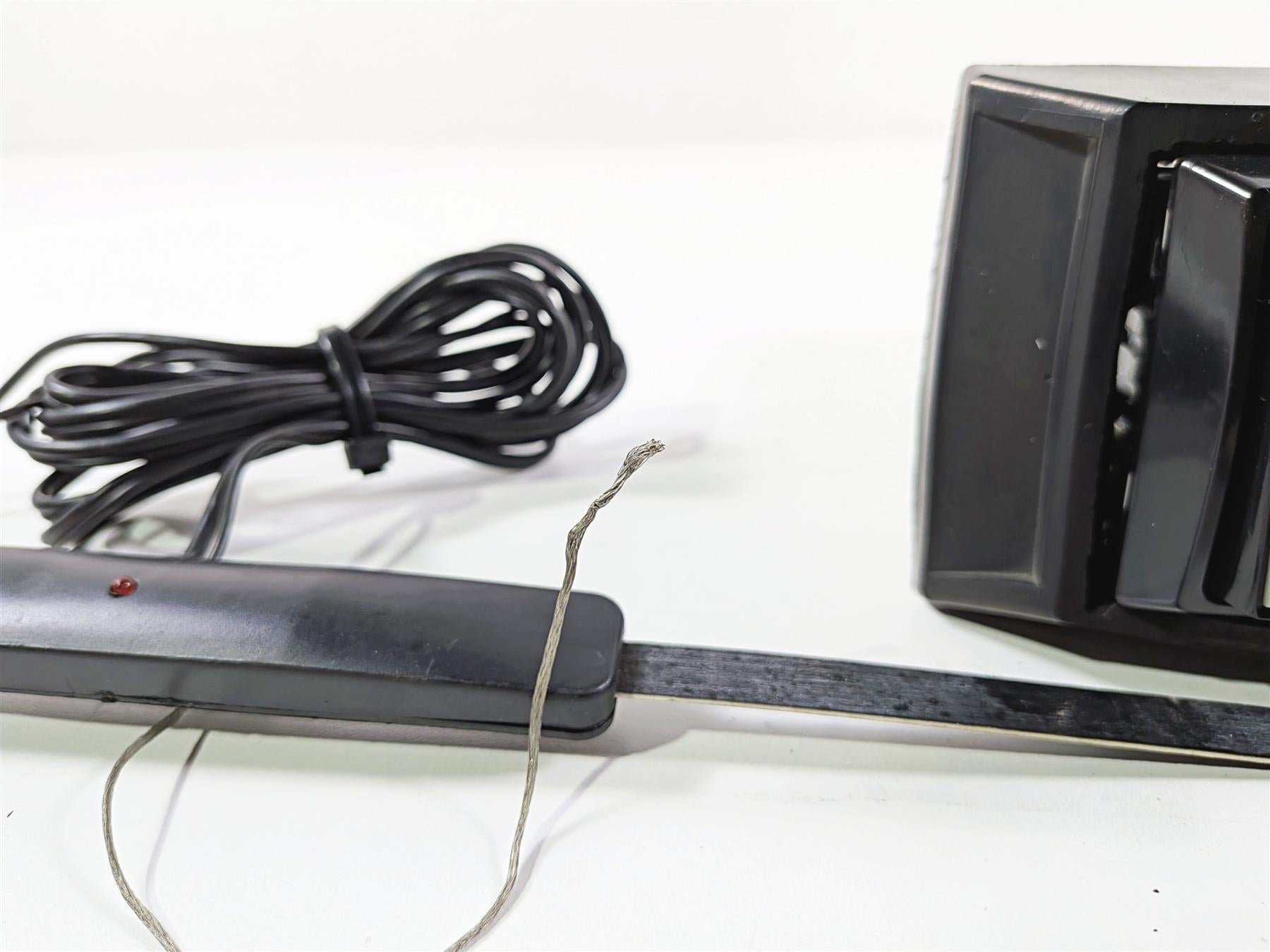 1993 Harley Touring FLHTCU Electra Glide Boss Audio System Radio CD Player 550B {{ shop.shopifyCountryName }} - Mototech271