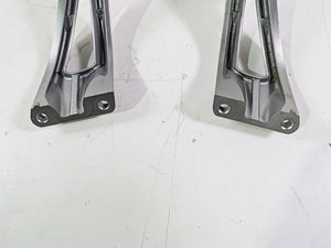 2009 Yamaha FZ1 FZS10 Fazer Rear Passenger Footpeg Set 2D1-2741L-00-00