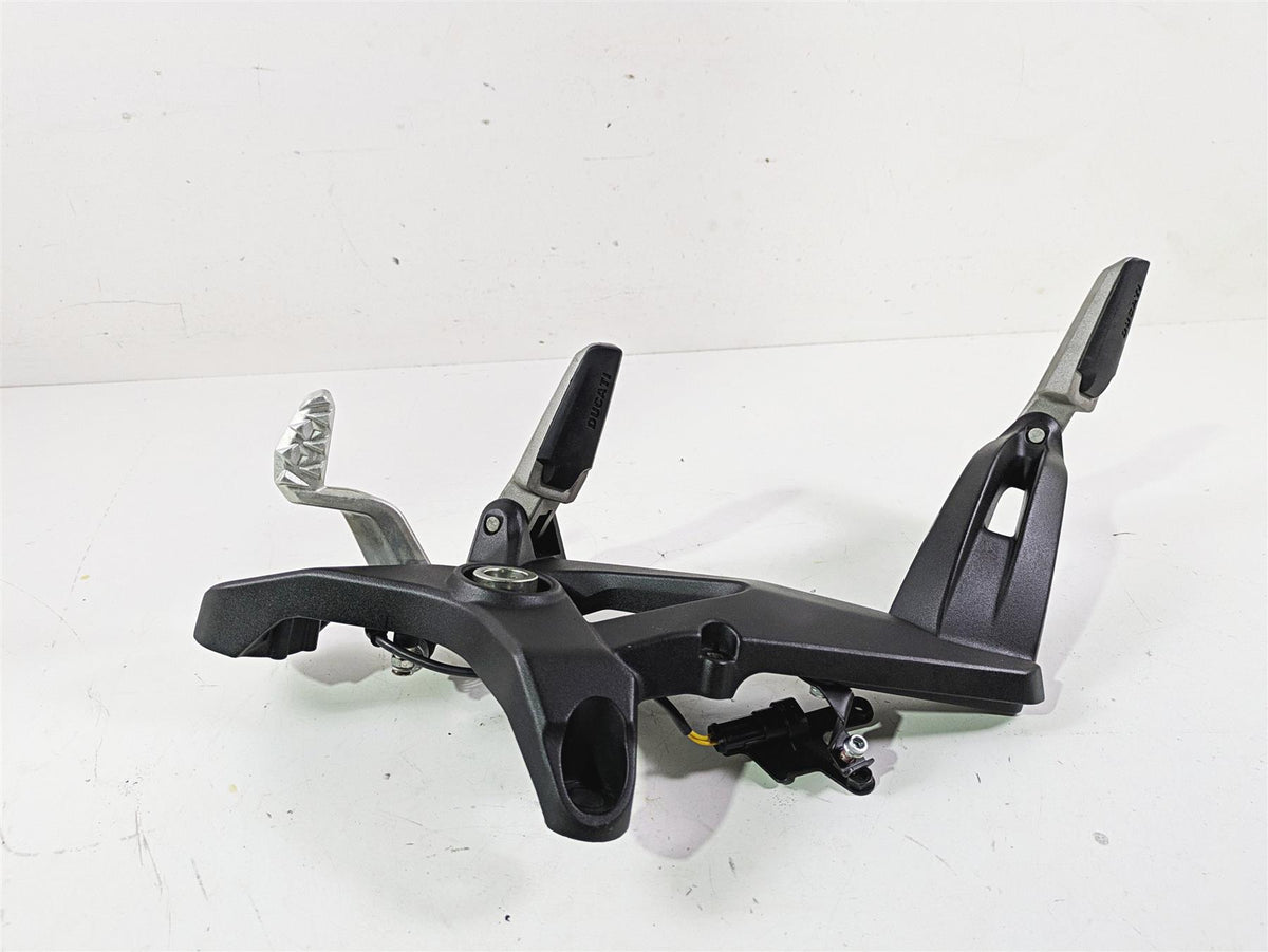 2016 Ducati Monster 1200 S Right Foot Peg & Brake Pedal Set 82412282BB 82432801A {{ shop.shopifyCountryName }} - Mototech271