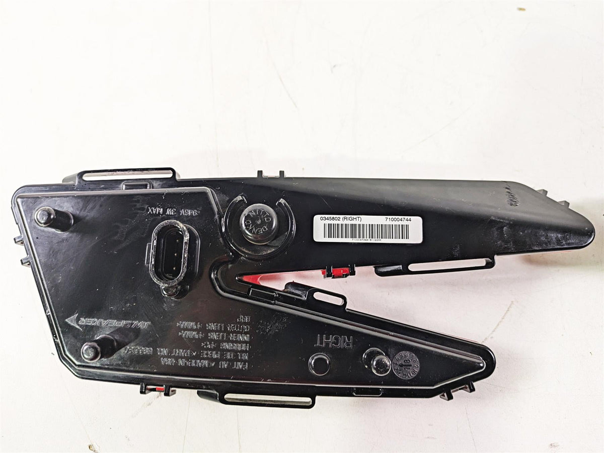 2018 Can Am Maverick X3 XRC Turbo R Taillight Tail Brake Light Set 710004743 {{ shop.shopifyCountryName }} - Mototech271