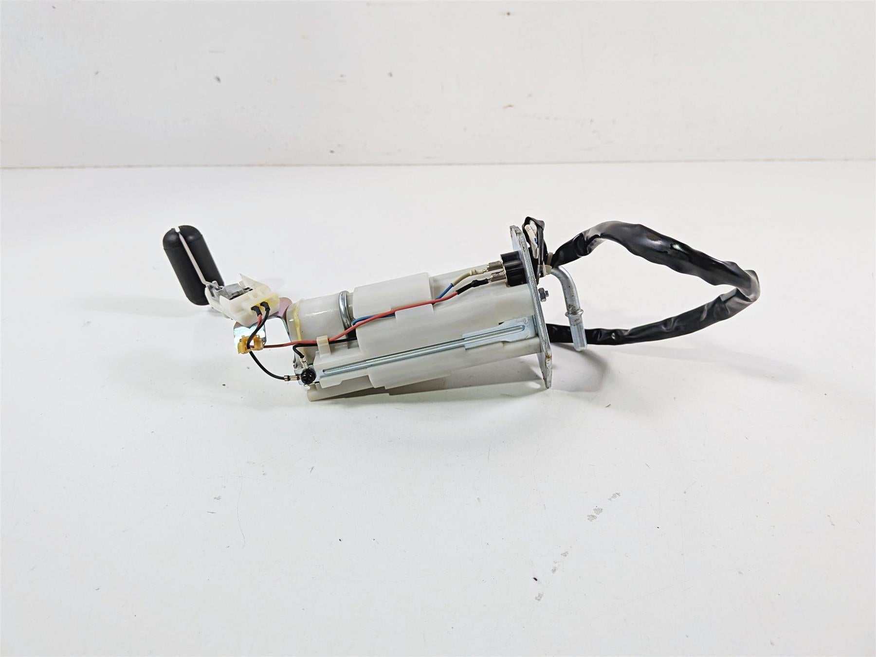 2022 Kawasaki ZX10R ZX1000 Ninja Fuel Gas Petrol Pump 49040-0798 {{ shop.shopifyCountryName }} - Mototech271