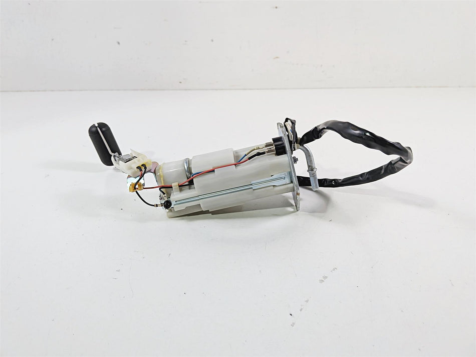 2022 Kawasaki ZX10R ZX1000 Ninja Fuel Gas Petrol Pump 49040-0798 {{ shop.shopifyCountryName }} - Mototech271