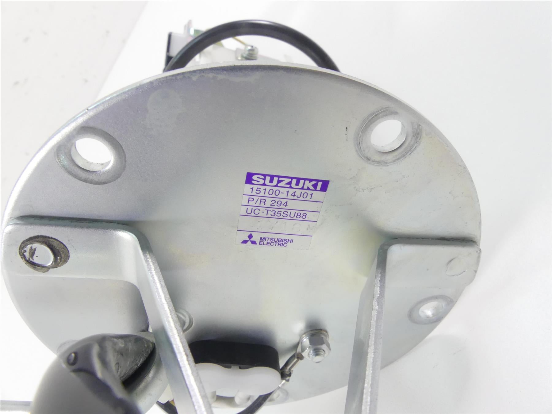 2022 Suzuki GSXR750 Fuel Gas Petrol Pump + Level Sender 2K - Tested 15100-14J01 {{ shop.shopifyCountryName }} - Mototech271