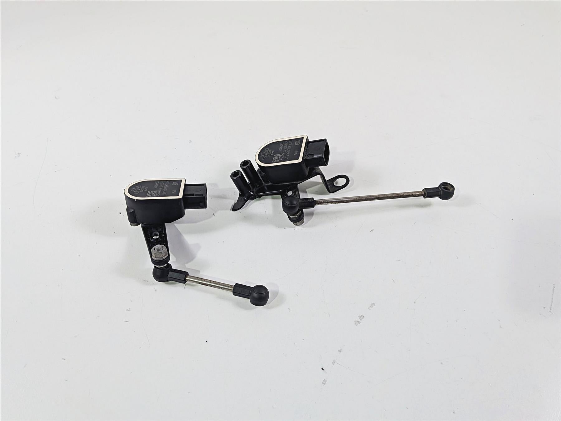 2016 BMW R1200RT RT RTW K52 Bike Height Level Sensor Set 37146860843 37146870000 {{ shop.shopifyCountryName }} - Mototech271