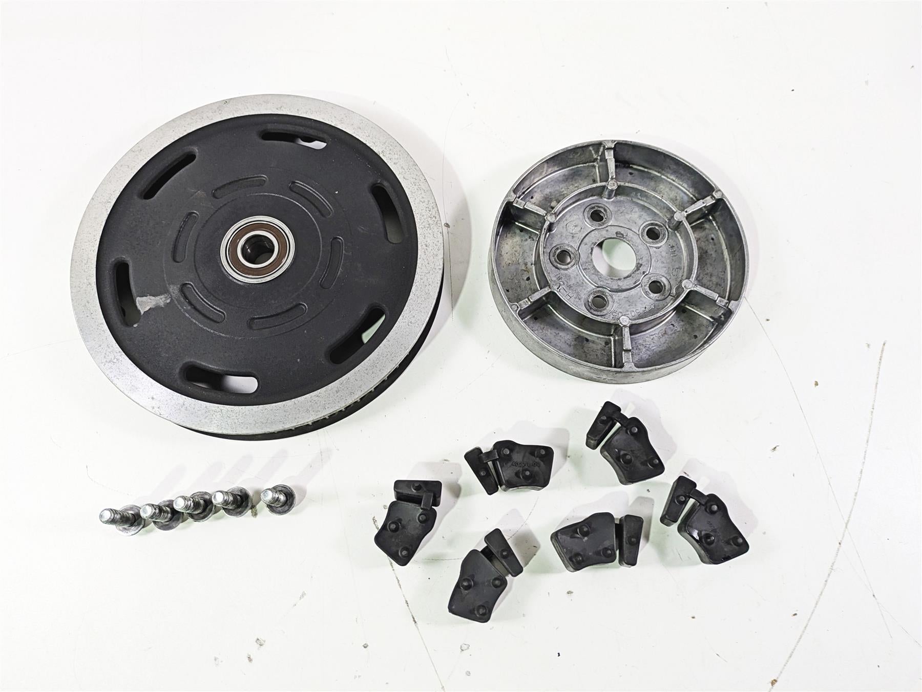 2008 Harley Touring FLHTP Electra Glide Rear Belt Pulley + Mount 37781-08 {{ shop.shopifyCountryName }} - Mototech271