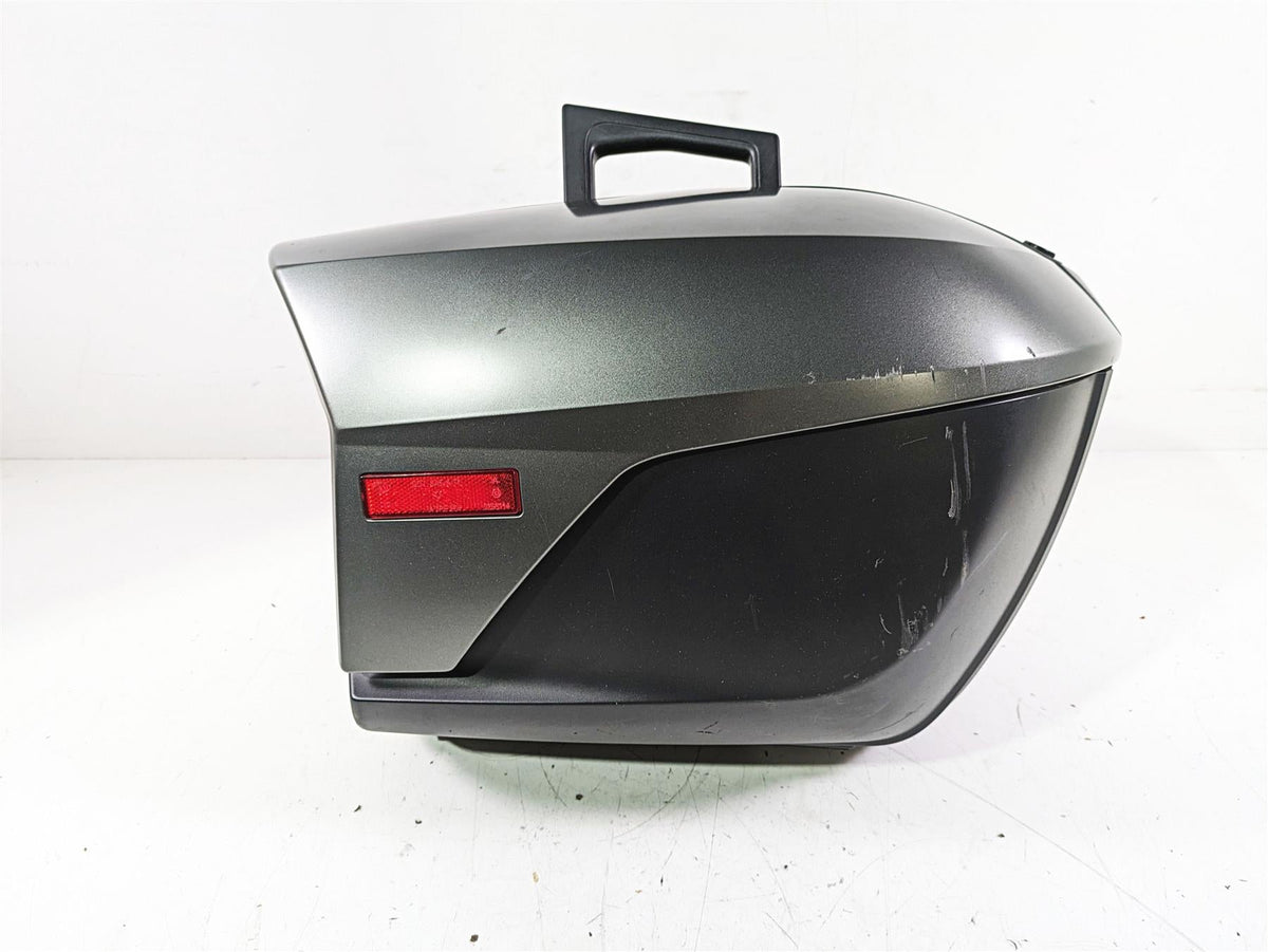 2014 BMW R1200 RT RTW K52 Right Saddlebag Saddle Bag Case 46547728664 {{ shop.shopifyCountryName }} - Mototech271