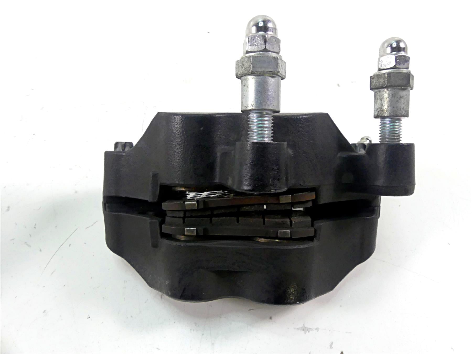 2019 Indian Chieftain Classic Front Brake Caliper Set 1912390 1912391 {{ shop.shopifyCountryName }} - Mototech271