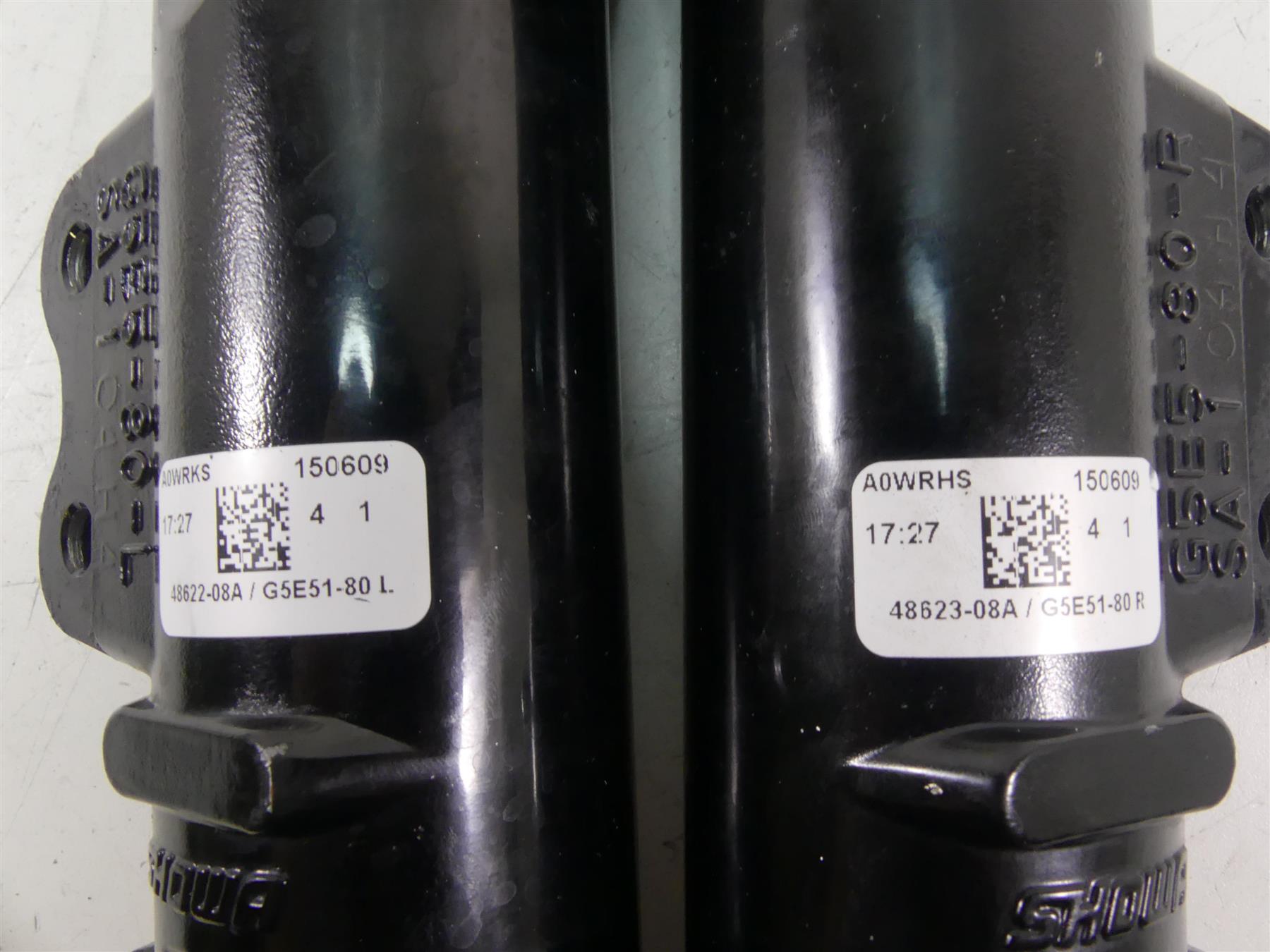 2015 Harley FXDF Dyna Fat Bob Showa Front Fork Lower Slider Set 48623-08A {{ shop.shopifyCountryName }} - Mototech271