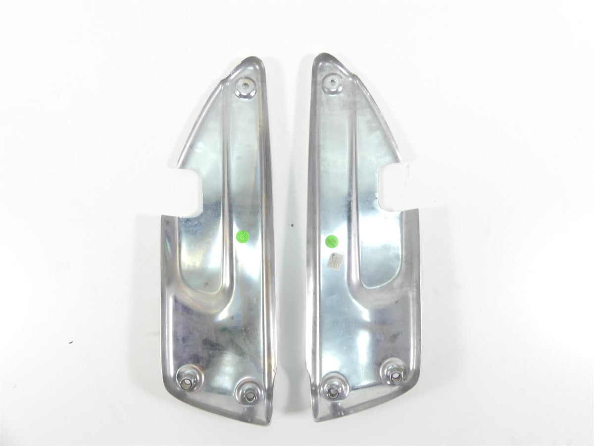 2013 Triumph Rocket 3 Touring Rear Chrome Guard Chrome Covers T2081436 T2081446 {{ shop.shopifyCountryName }} - Mototech271