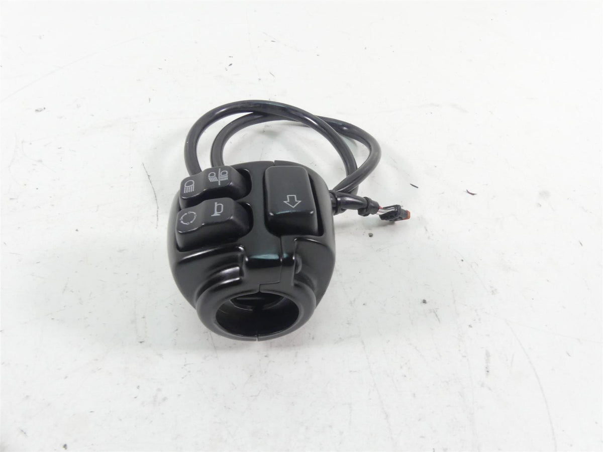 2018 Harley Softail FXBB Street Bob Left Hand Lights Control Switch 71500292 {{ shop.shopifyCountryName }} - Mototech271