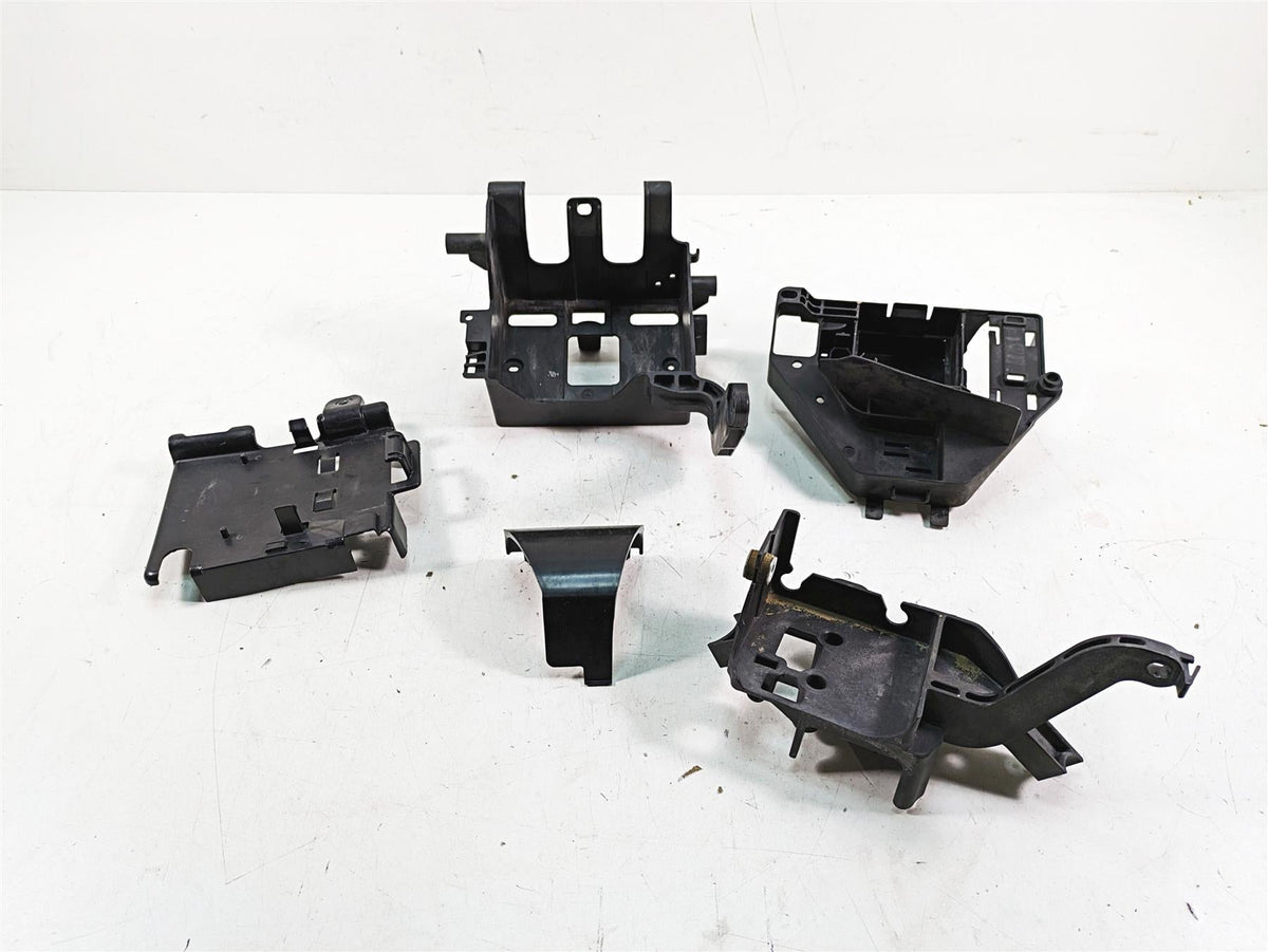 2008 Harley FLHTCU Electra Glide Plastic Battery Electrical Carrier Set 70348-08 {{ shop.shopifyCountryName }} - Mototech271