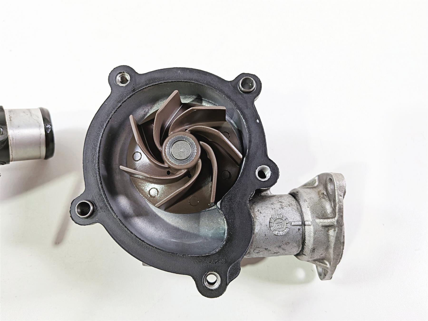 2017 BMW S1000RR K46 Water Pump & Housing Set 11518545699 {{ shop.shopifyCountryName }} - Mototech271