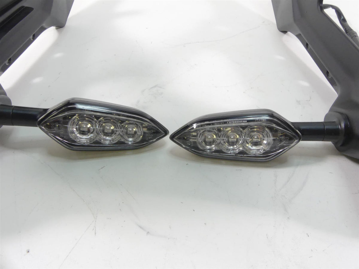 2017 Yamaha XT1200Z Super Tenere Front Led Blinker Turn Signal Set 2BS-83310-10 {{ shop.shopifyCountryName }} - Mototech271