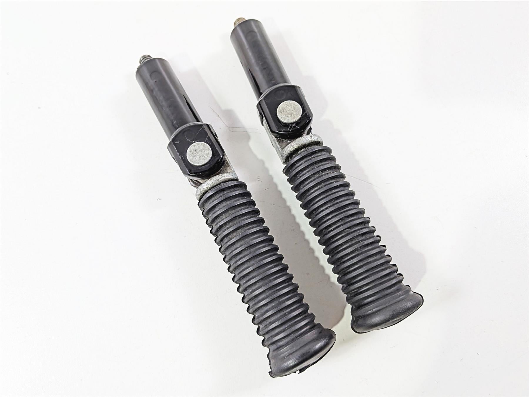 2024 Harley Softail FXLRST Low Rider Rear Passenger Footpeg Set - Read 50501106 {{ shop.shopifyCountryName }} - Mototech271