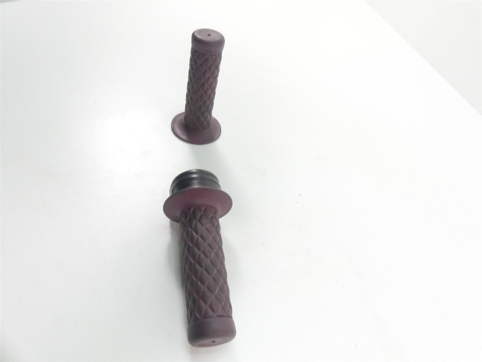 2017 Harley Dyna FXDB Street Bob Biltwell Throttle Grip Handle Set 6602-201-01 {{ shop.shopifyCountryName }} - Mototech271
