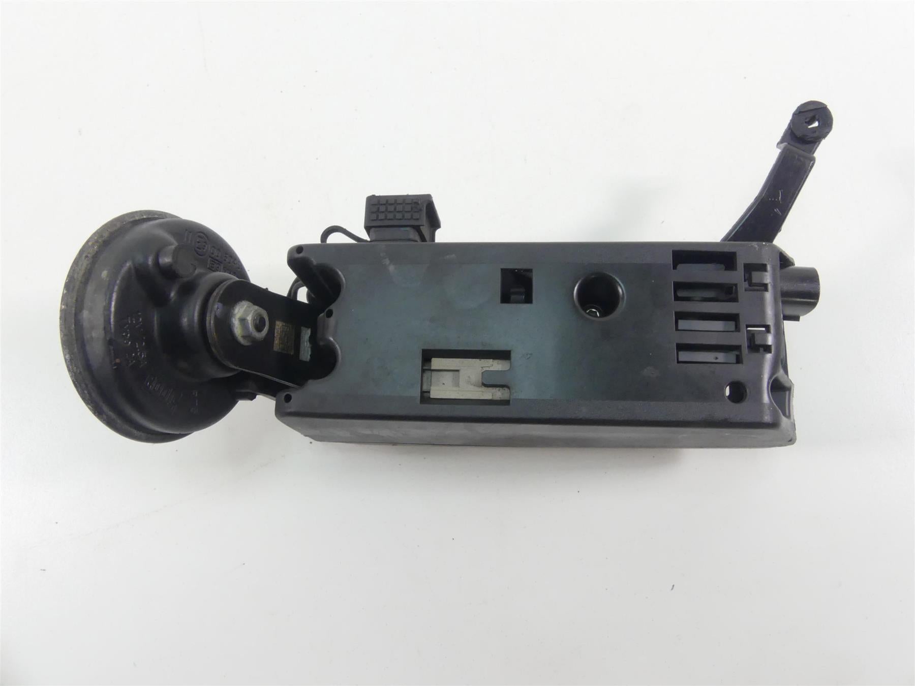 2019 Harley Softail FLSB Sport Glide Horn & The Wiring Box 69201654 {{ shop.shopifyCountryName }} - Mototech271