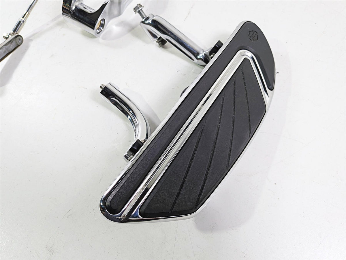 2015 Harley Touring FLTRUSE CVO Road Glide Airflow Chrome Floor Boards 50500436-Mototech271