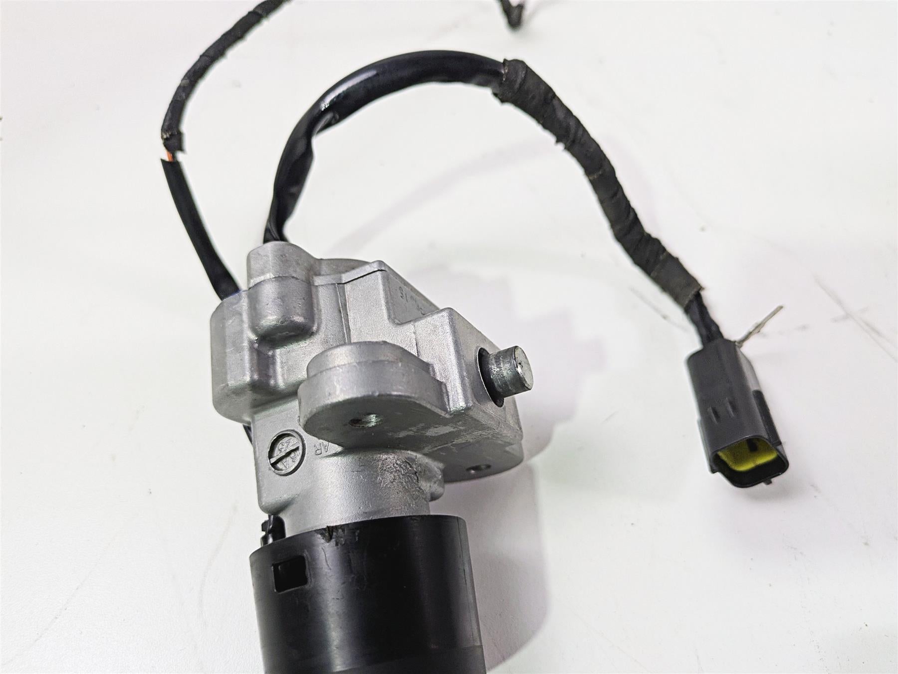 2016 Ducati Monster 1200 S Cdi Ecm Bbox Speedo Ignition Switch Key 7K 28642331A {{ shop.shopifyCountryName }} - Mototech271