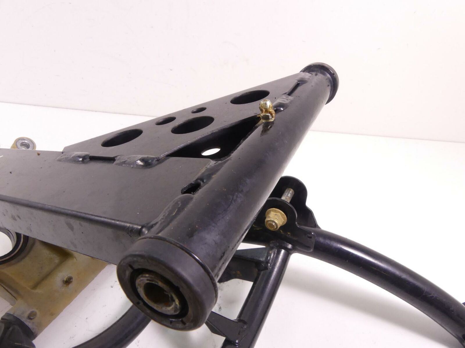 2016 Polaris Sportsman 850SP Right Rear Knee Control Arm Hub Spindle 1019411-067 {{ shop.shopifyCountryName }} - Mototech271