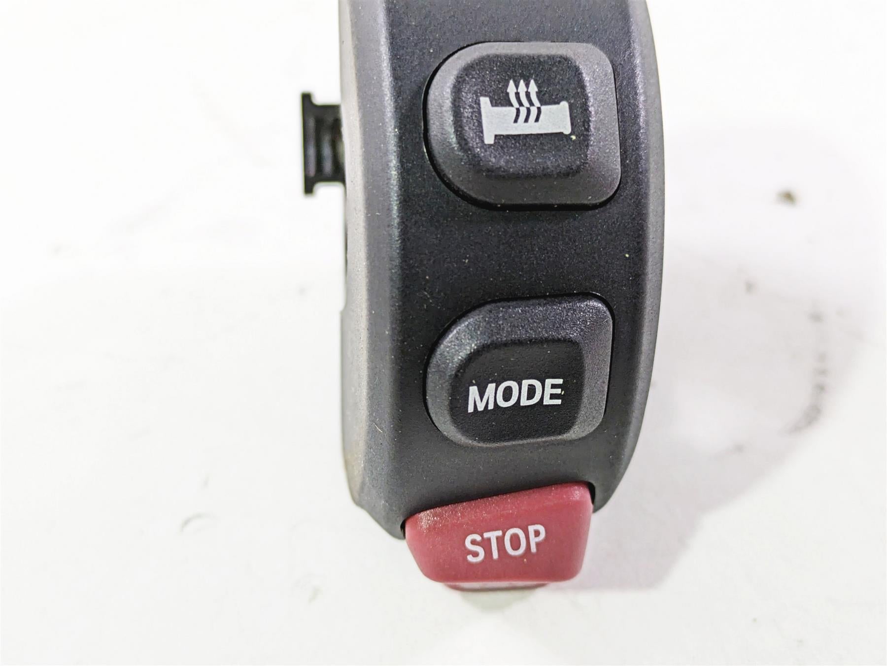 2018 BMW R1200GS GSW K50 Right Hand Control Switch Heat 61318394246 {{ shop.shopifyCountryName }} - Mototech271