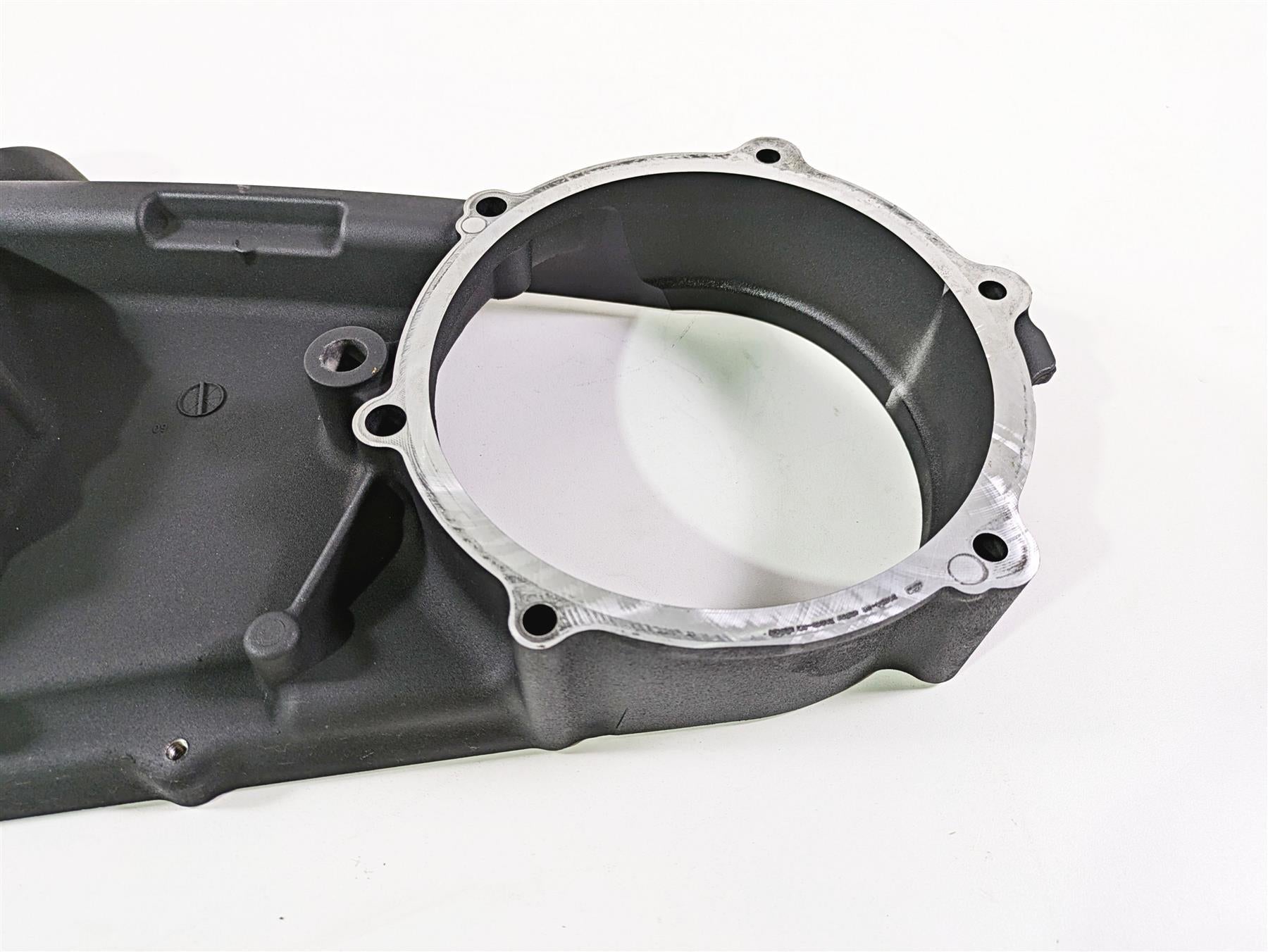 2009 Harley FLSTSB Cross Bones Inner Primary Clutch Cover 60681-06B {{ shop.shopifyCountryName }} - Mototech271