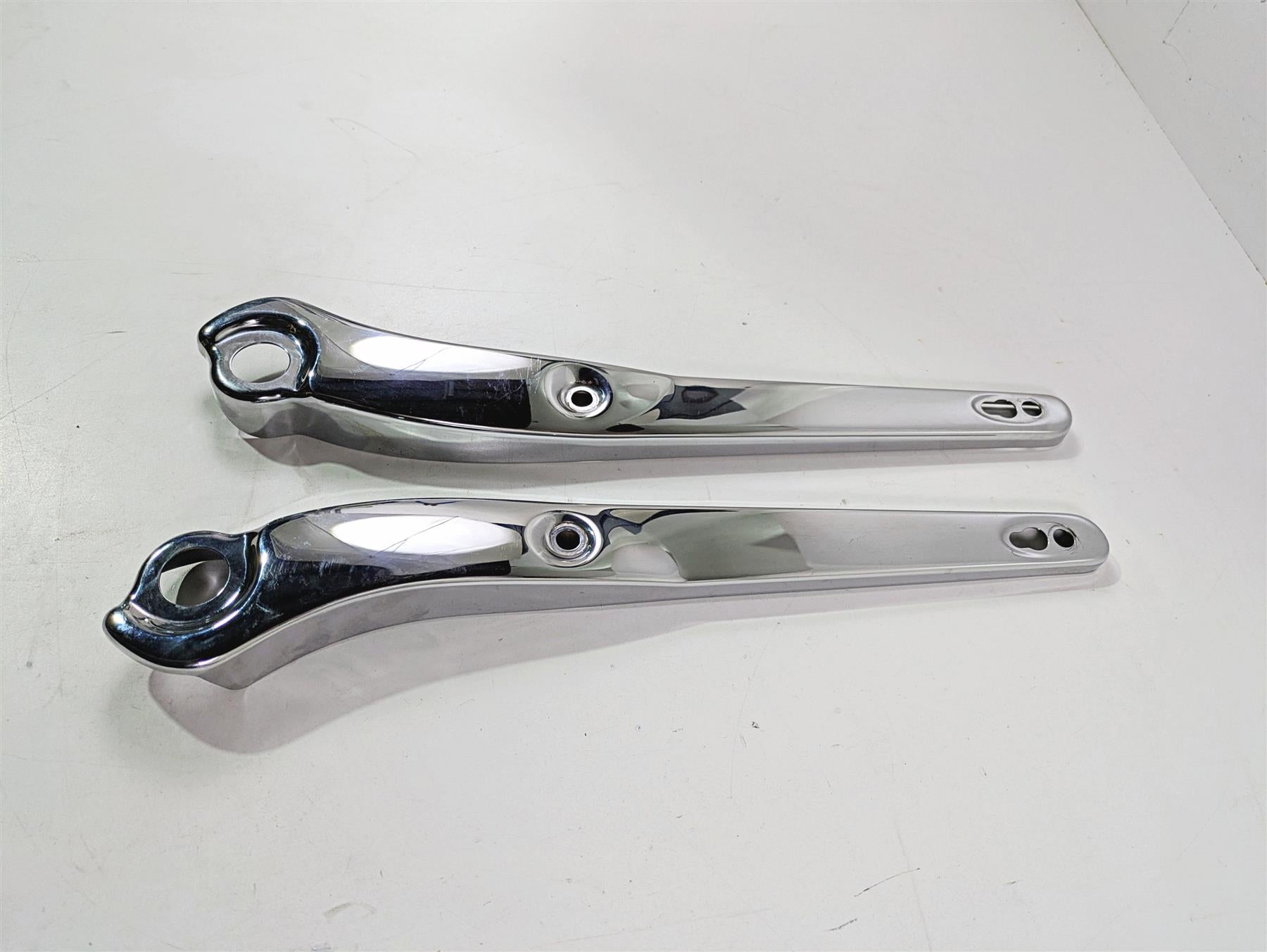 2008 Harley FXDL Dyna Low Rider 105TH Rear Fender Struts Braces 59171-06A {{ shop.shopifyCountryName }} - Mototech271