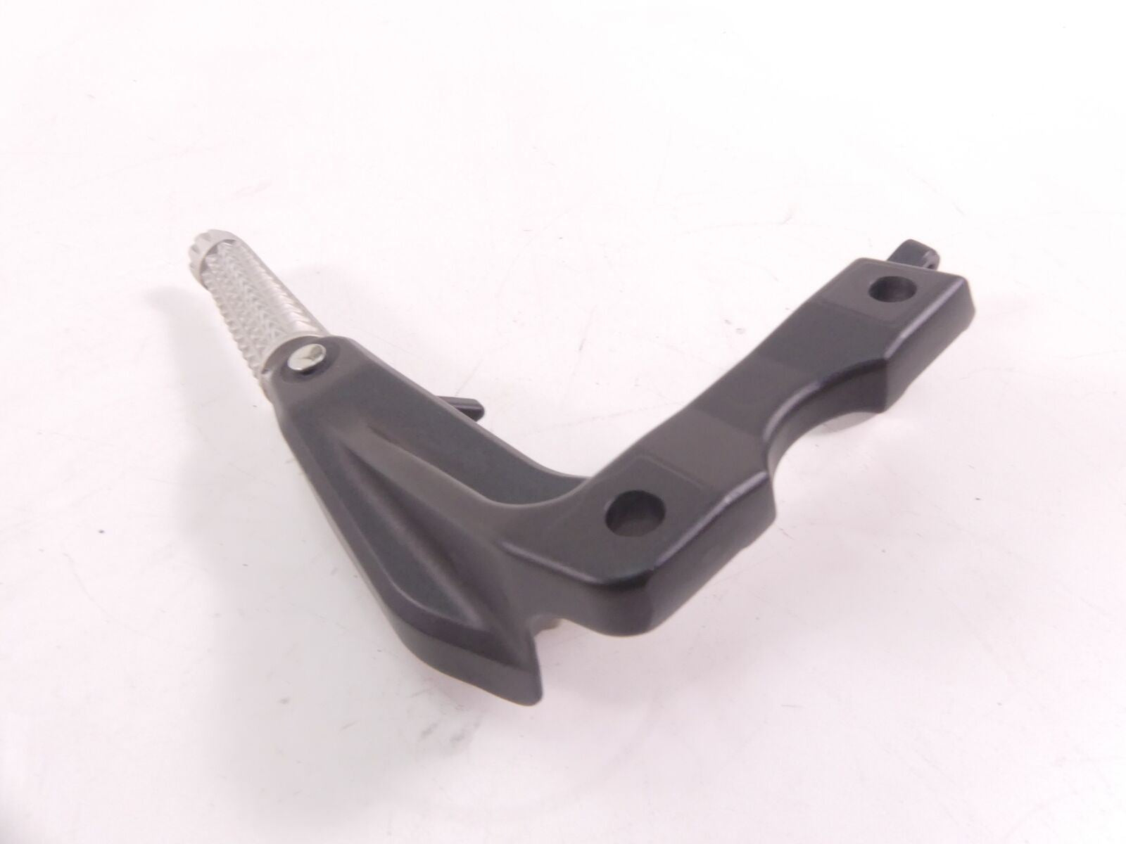 2014 Yamaha VMX17 V-Max 1700 Left Passenger Footpeg Foot Peg + Mount 2S3-27430-0 {{ shop.shopifyCountryName }} - Mototech271
