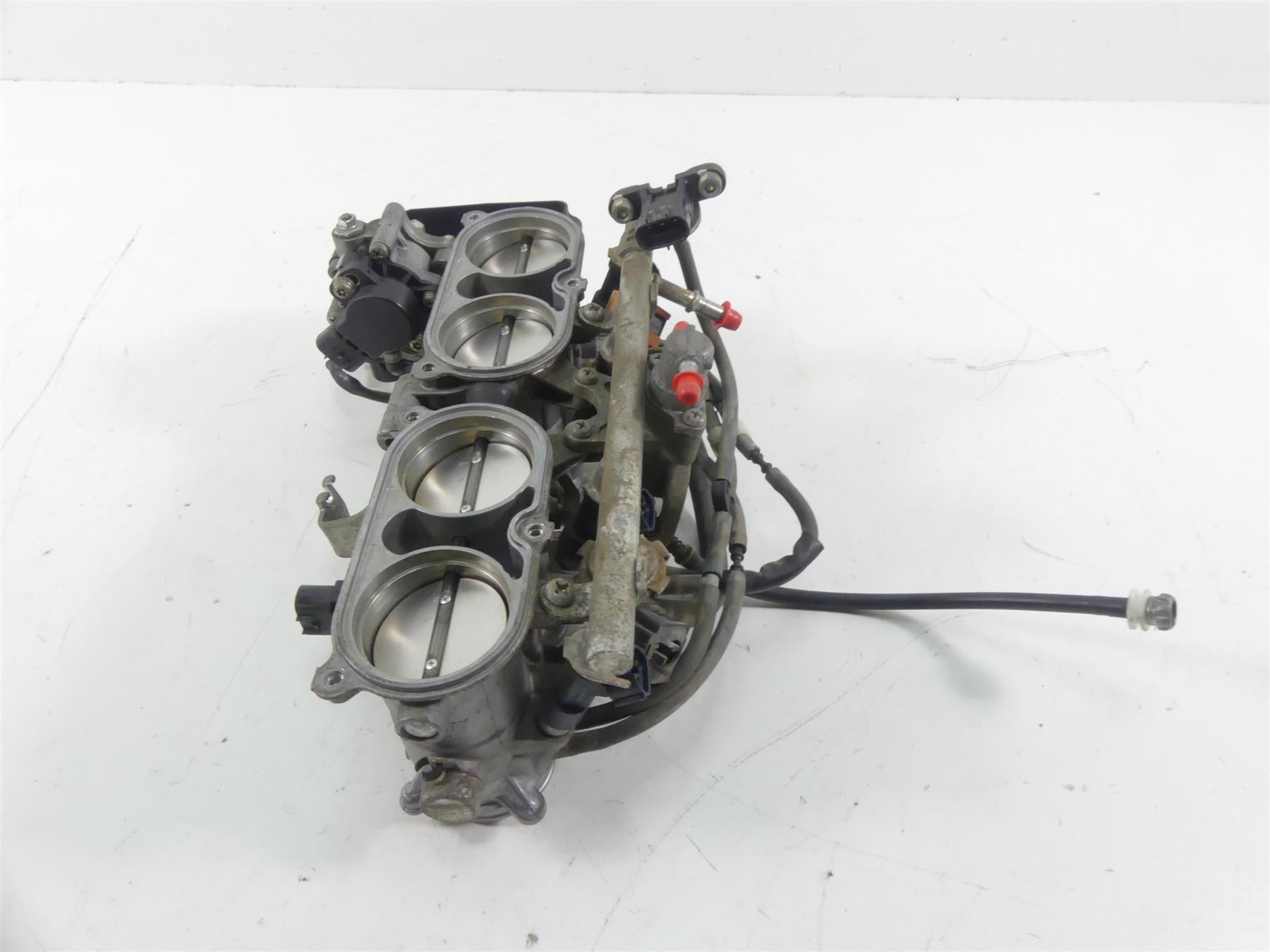 2007 Yamaha FZ1 Fazer Throttle Body Bodies Fuel Injection 13K 2D1-13750-20-00 {{ shop.shopifyCountryName }} - Mototech271