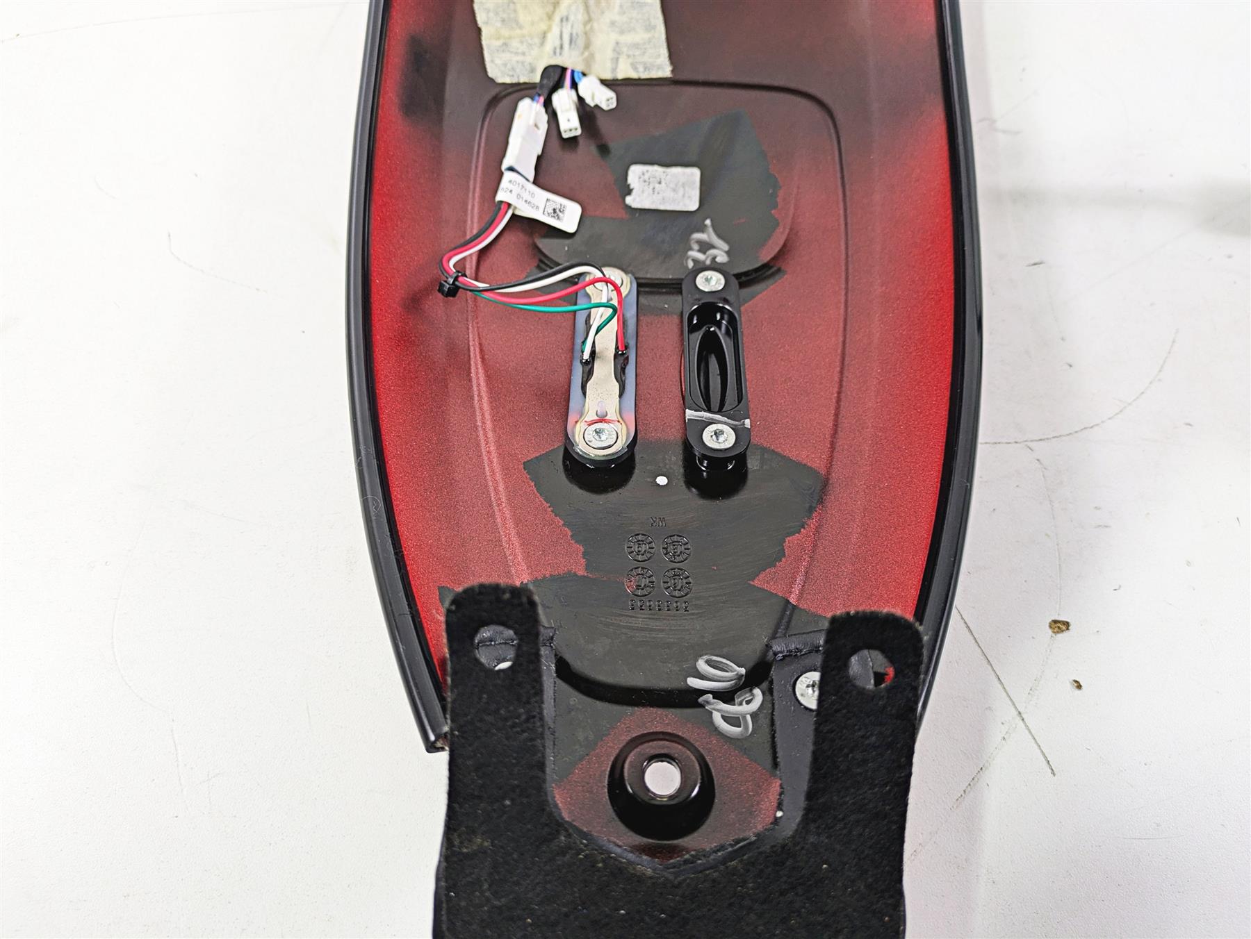 2019 Indian Chieftain Limited Gas Tank Cover Console & Switches Ruby Red 5633653 {{ shop.shopifyCountryName }} - Mototech271