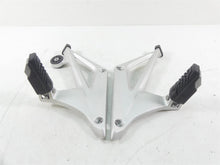 Load image into Gallery viewer, 2017 BMW R1200RT K52 Rear Passenger Footpeg Set 46718534789 46718534790
