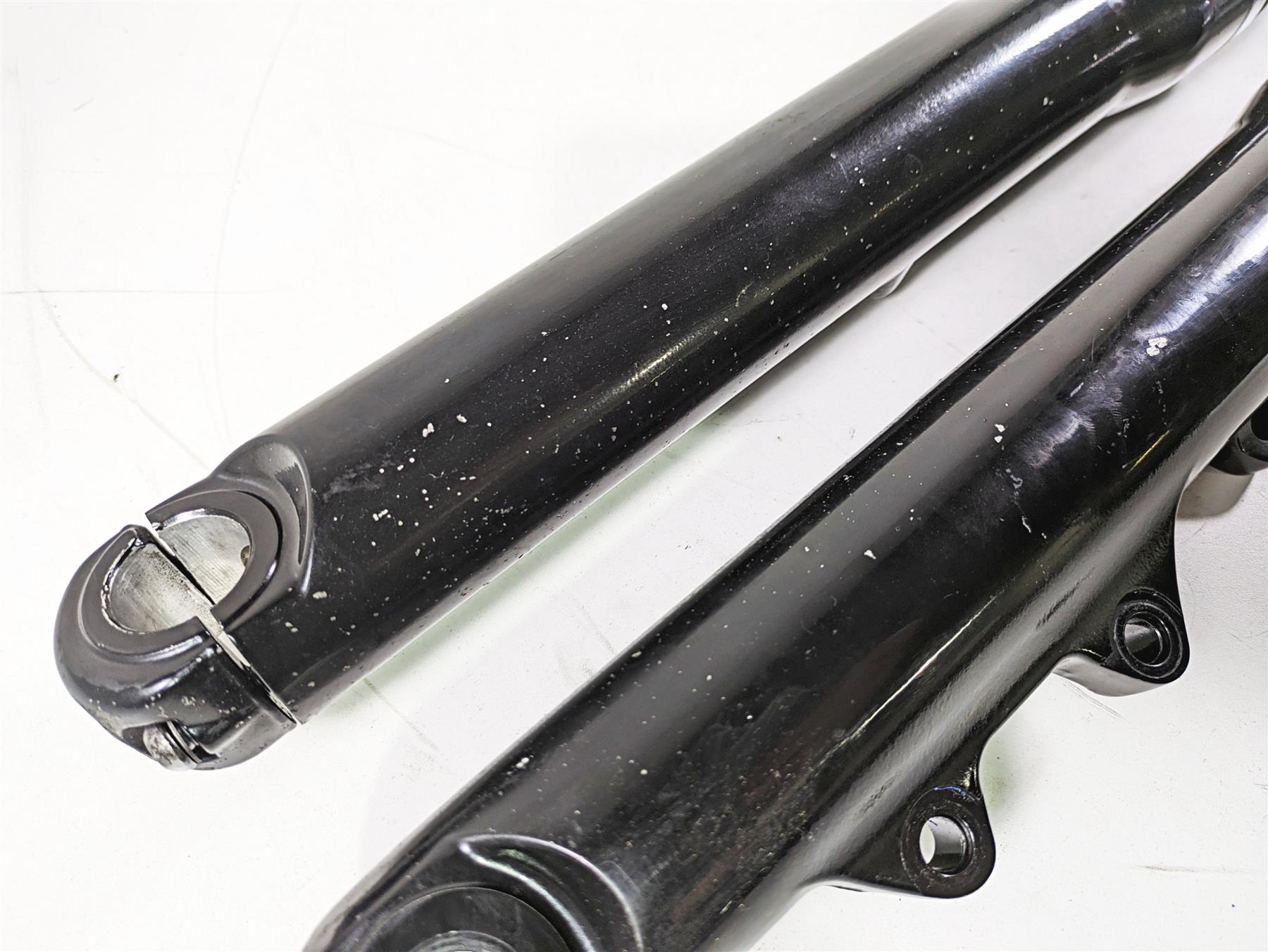 2017 Harley Dyna FXDB Street Bob Showa 49mm Front Fork Leg Set 45400034 45400033 {{ shop.shopifyCountryName }} - Mototech271