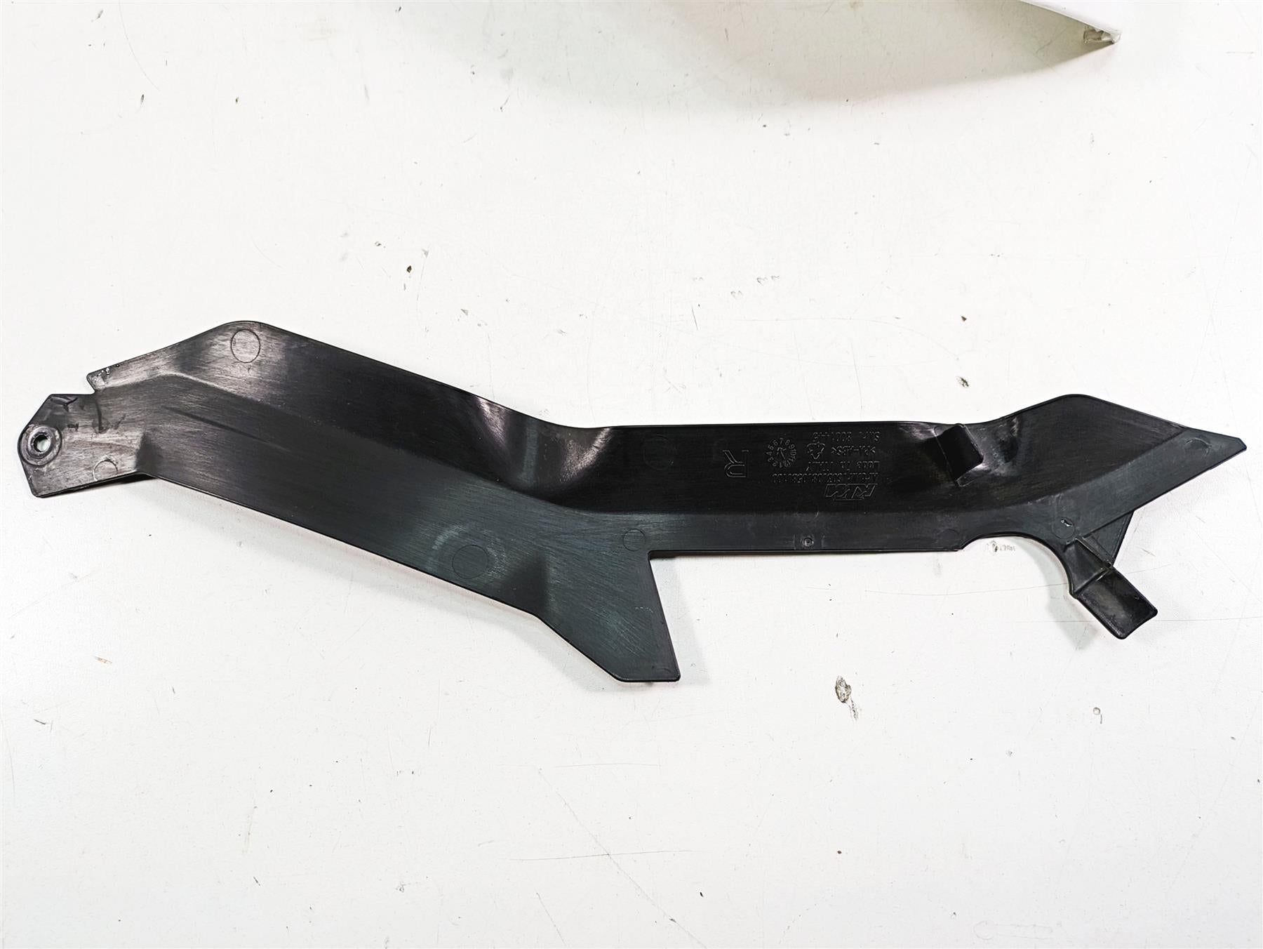 2018 KTM 1090 Adventure R Right Side Fuel Tank Fairing Cover - Read 60308051000 {{ shop.shopifyCountryName }} - Mototech271