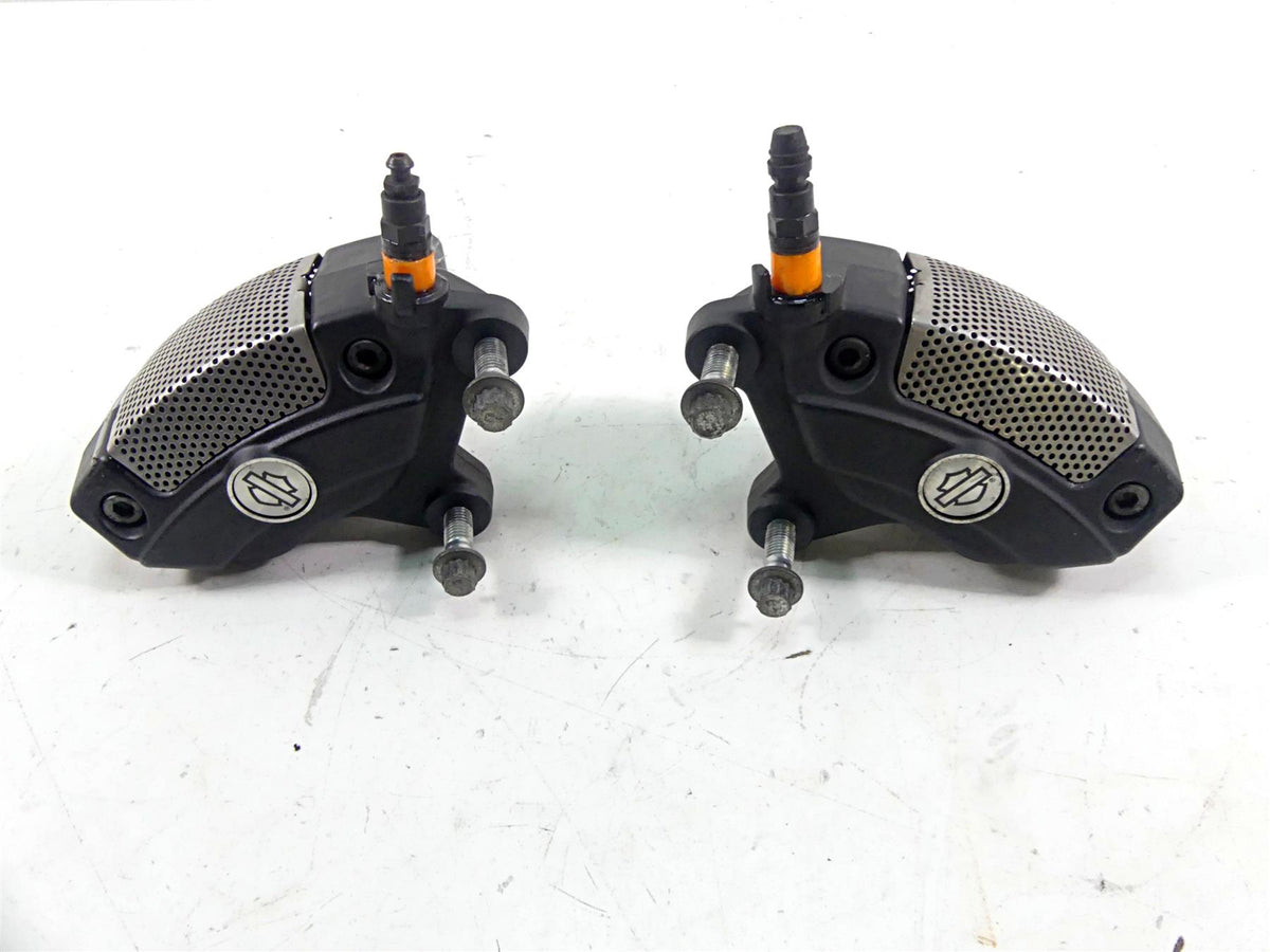 2010 Harley Touring FLHRC Road King Front Brake Caliper Set 43027-08 44023-08 {{ shop.shopifyCountryName }} - Mototech271