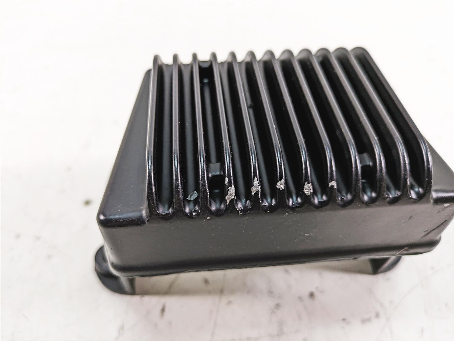 2008 Harley FLHTCU Electra Glide Rectifier Voltage Regulator 74505-06 {{ shop.shopifyCountryName }} - Mototech271