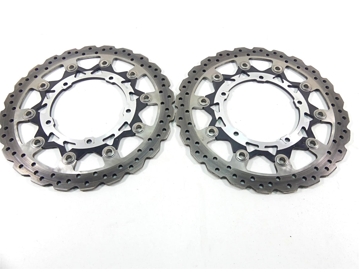 2012 Yamaha VMX17 VMAX 1700 Front Brake Disc Rotor Set 2S3-2581T-00 2S3-2581U-00 {{ shop.shopifyCountryName }} - Mototech271
